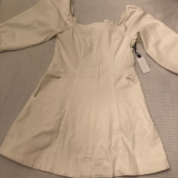 Astr The Label Rabia Puff Sleeve Mini 